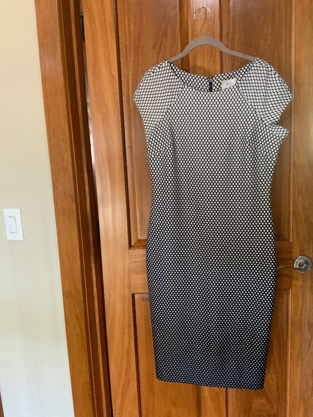 ECI Women’s dress size 10 new with tags black and white
